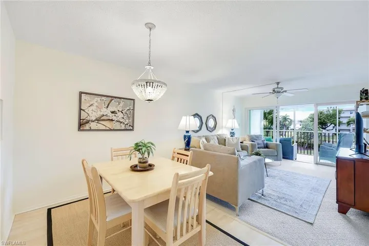 1624 Pine Valley Dr # 205, Fort Myers Fl 33907