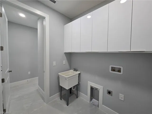 2801  21st SW ST, Lehigh Acres, FL 33976