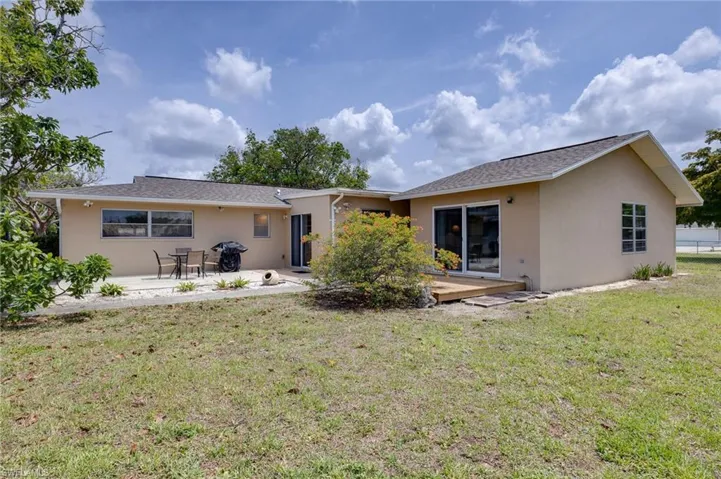 1674  Long Meadow  RD, Fort Myers, FL 33919