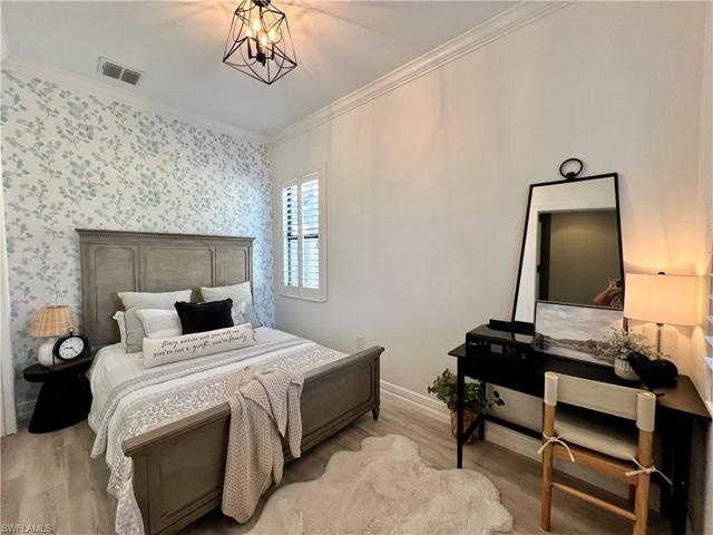 Guest bedroom 2