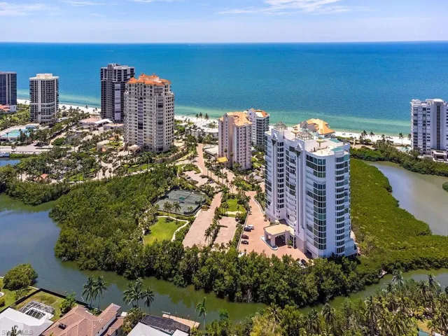60 Seagate Dr 305, Naples, Florida 34103