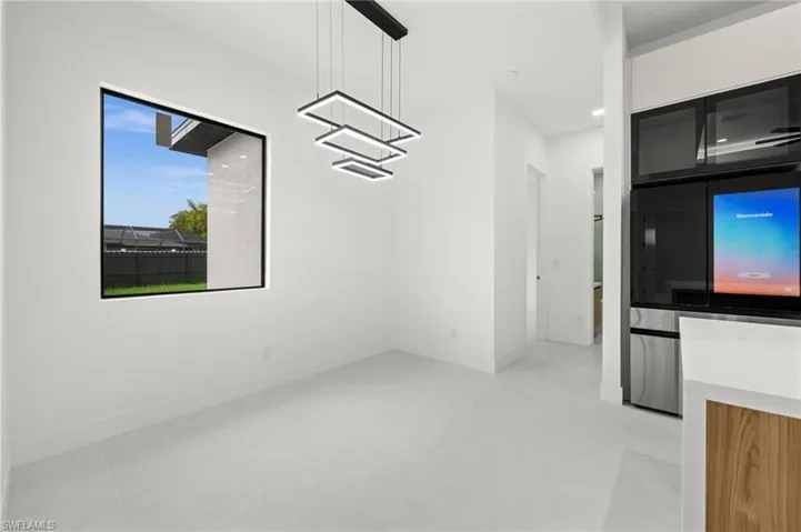 1102 Sw 42 St, Cape Coral, Florida 33914