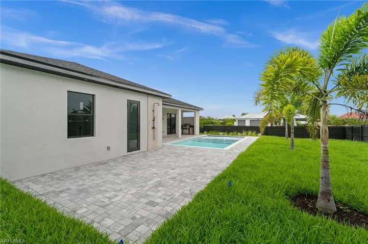 1102 Sw 42 St, Cape Coral, Florida 33914