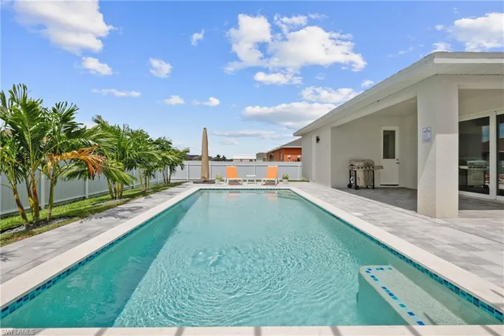 2016 NW 1st  AVE, Cape Coral, FL 33993