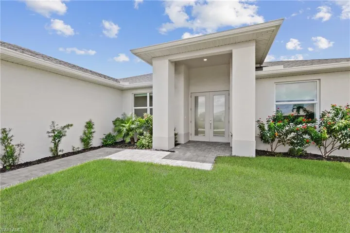 2016 NW 1st  AVE, Cape Coral, FL 33993