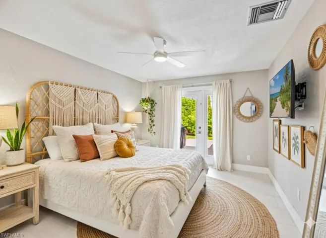 VIRTUALLY STAGED BEDROOM