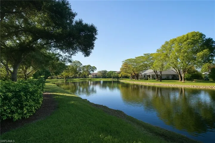One of several lakes within Hawksridge