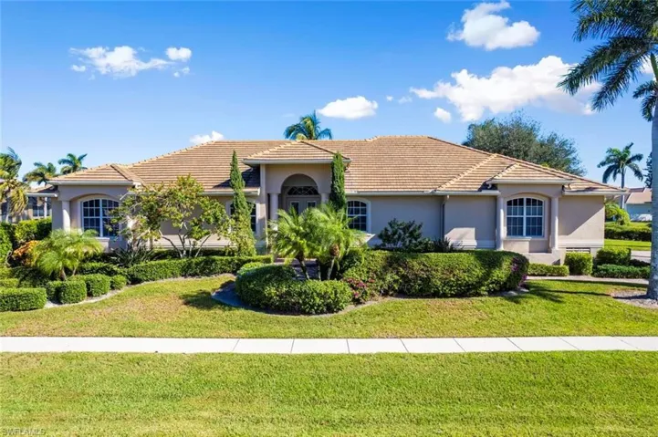 Beautiful Tigertail Beach home