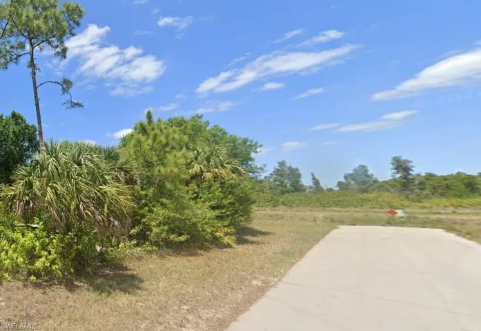 5905 Susan Ave N, Lehigh Acres, Florida 33971