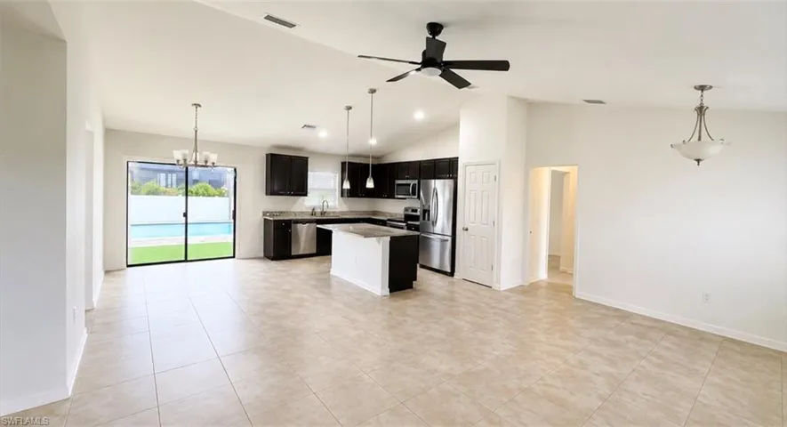 2208 42nd Pl, Cape Coral, Florida 33993