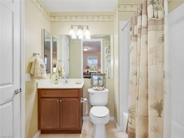 8192  Josefa  WAY, Naples, FL 34114
