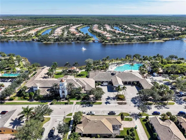 8192  Josefa  WAY, Naples, FL 34114