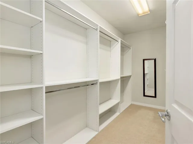 8192  Josefa  WAY, Naples, FL 34114