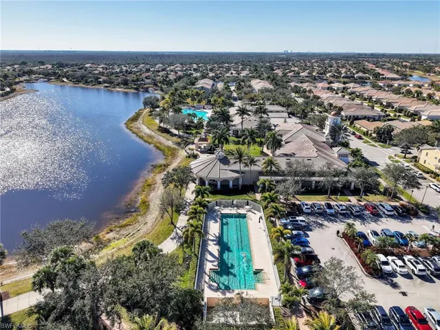 8192  Josefa  WAY, Naples, FL 34114