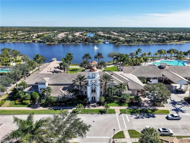 8192  Josefa  WAY, Naples, FL 34114