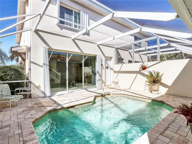 8192  Josefa  WAY, Naples, FL 34114