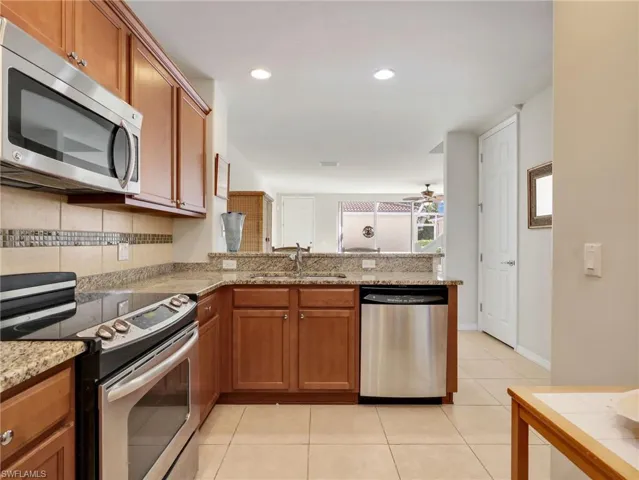 8192  Josefa  WAY, Naples, FL 34114