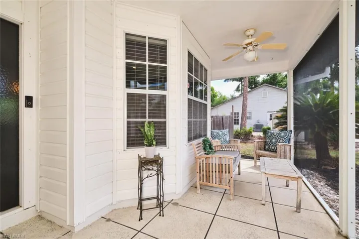 Front screened in sitting area