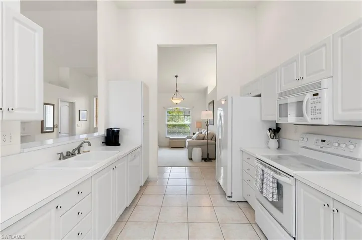 949 Spruce Ave, Marco Island, Florida 34145