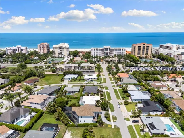 949 Spruce Ave, Marco Island, Florida 34145