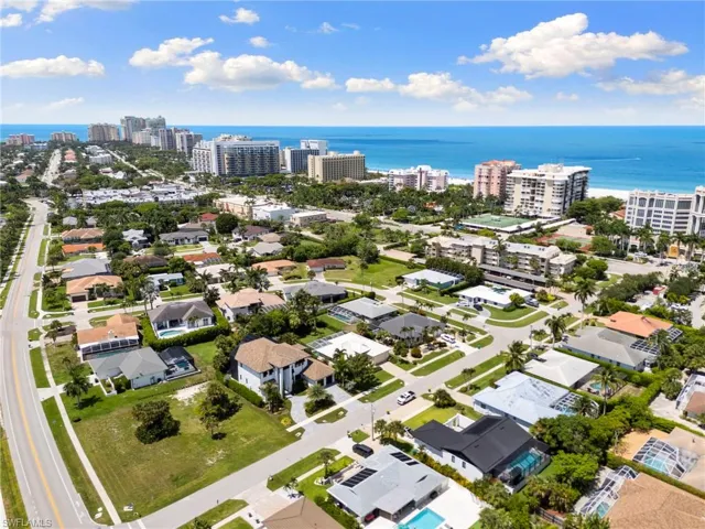 949 Spruce Ave, Marco Island, Florida 34145
