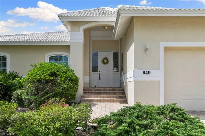949 Spruce Ave, Marco Island, Florida 34145