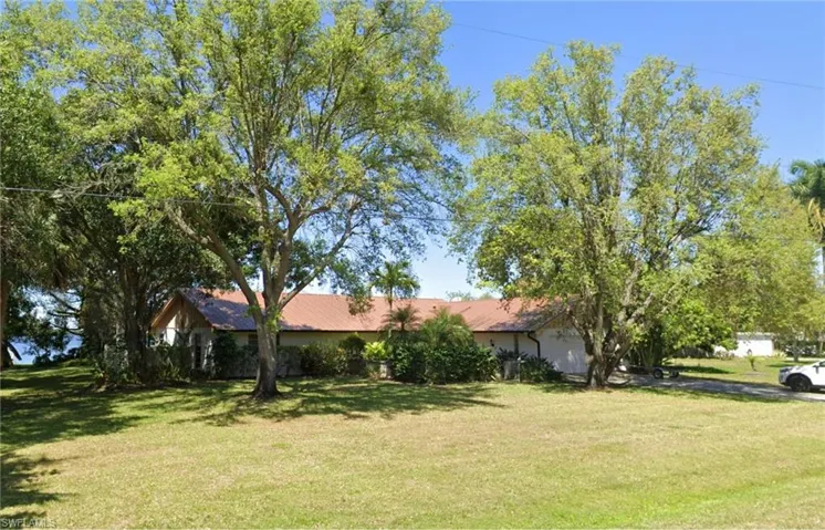 4537 E Riverside Dr, Fort Myers Fl 33905