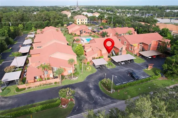 114 Cypress Way E D3, Naples, Florida 34110