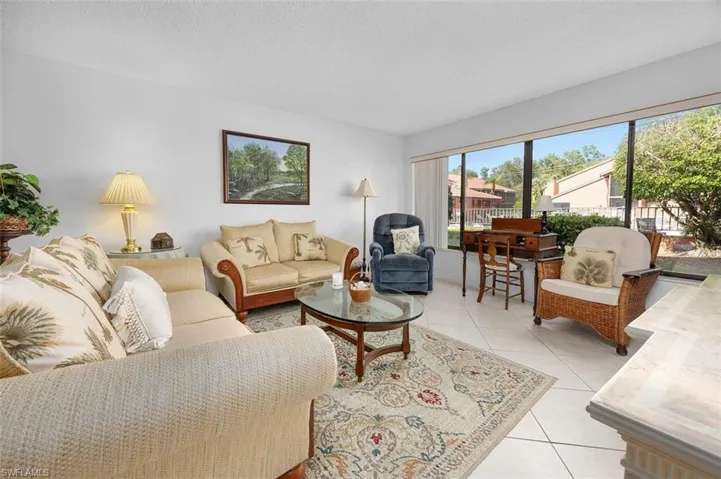 114 Cypress Way E D3, Naples, Florida 34110
