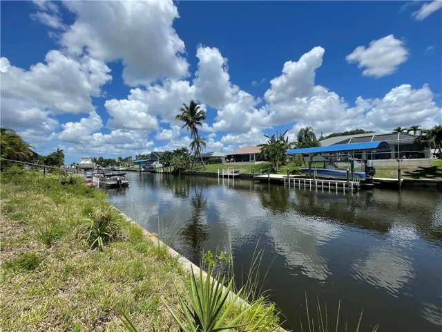 1441 Se 21st Ln, Cape Coral, Florida 33990
