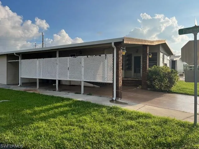 9034  Arbor  DR, North Fort Myers, FL 33903
