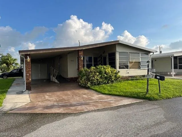 9034  Arbor  DR, North Fort Myers, FL 33903