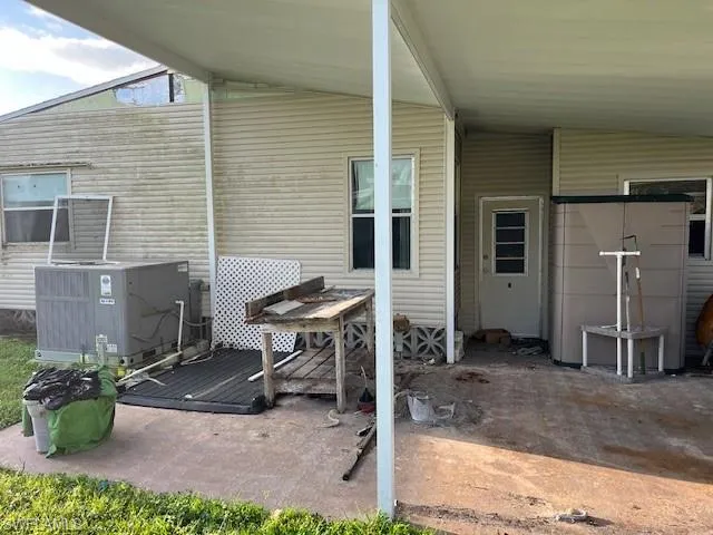 9034  Arbor  DR, North Fort Myers, FL 33903