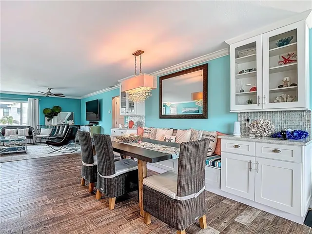 Formal dining with built in seating