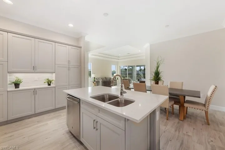 8819 Yucatan Ct, Naples Fl 34112