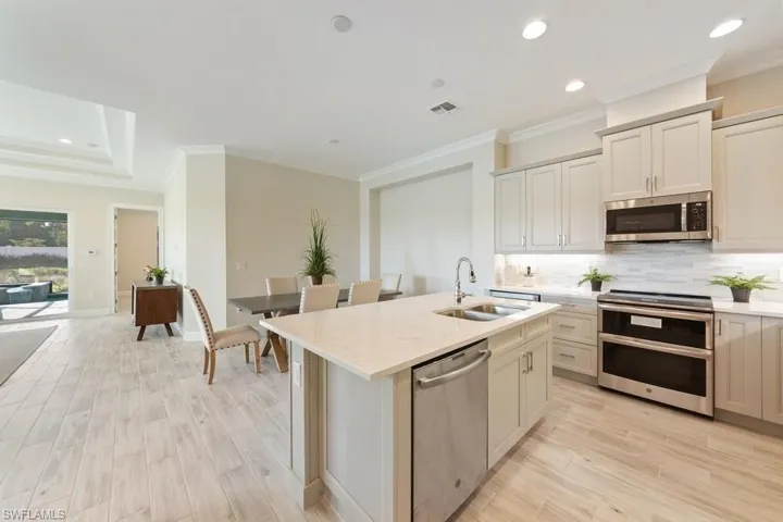 8819 Yucatan Ct, Naples Fl 34112