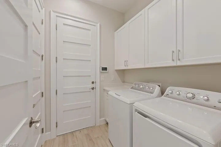 8819 Yucatan Ct, Naples Fl 34112