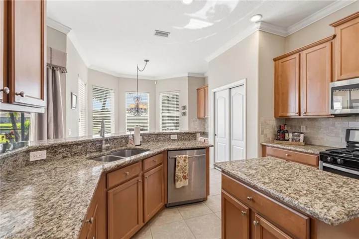 1230 Creek Nine Dr, North Port, Florida 34291