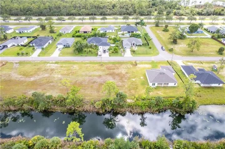 2213 Ne 33rd Ter, Cape Coral, Florida 33909