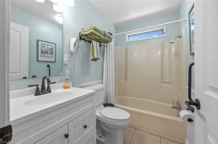 181  Lime Key  LN, Naples, FL 34114