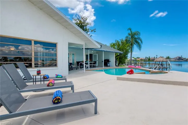 5004 Sw 5th Pl, Cape Coral, Florida 33914