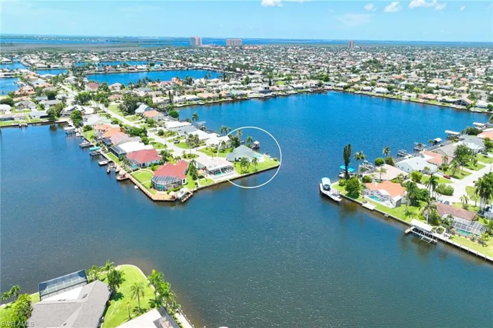 5004 Sw 5th Pl, Cape Coral, Florida 33914