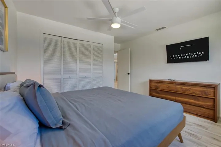 5004 Sw 5th Pl, Cape Coral, Florida 33914