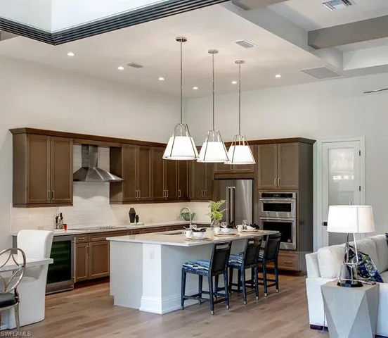 2935 Coco Lakes Dr, Naples, Florida 34105