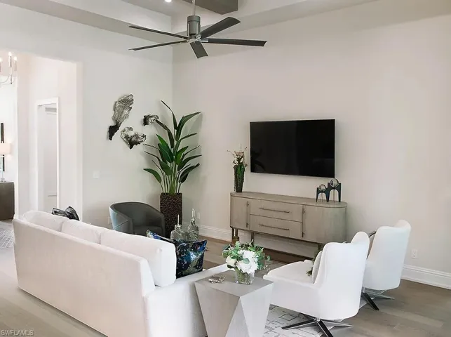 2935 Coco Lakes Dr, Naples, Florida 34105