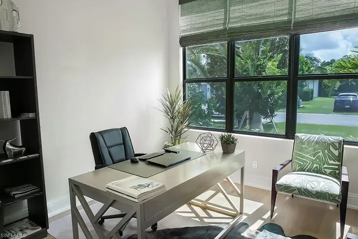 2935 Coco Lakes Dr, Naples, Florida 34105