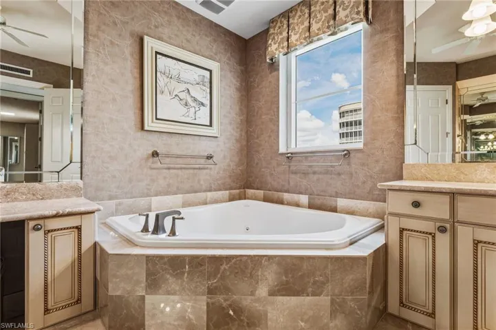 14270 Royal Harbour Ct 620, Fort Myers, Florida 33908