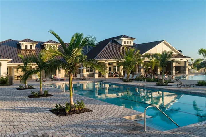 10542 Timber Creek Dr, Fort Myers, Florida 33913