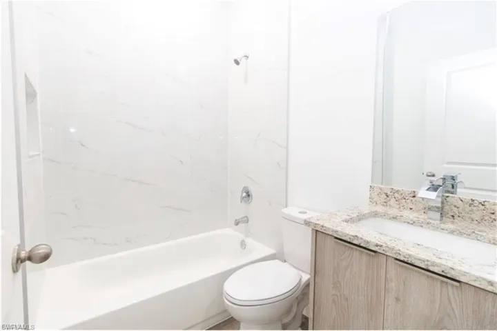 1150  Darling E ST, Lehigh Acres, FL 33974