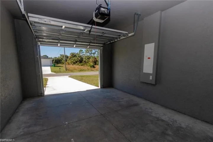 1150  Darling E ST, Lehigh Acres, FL 33974